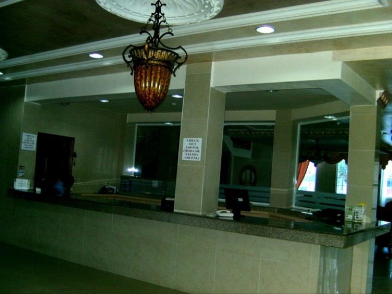 Meryland Hotel Колон Екстер'єр фото