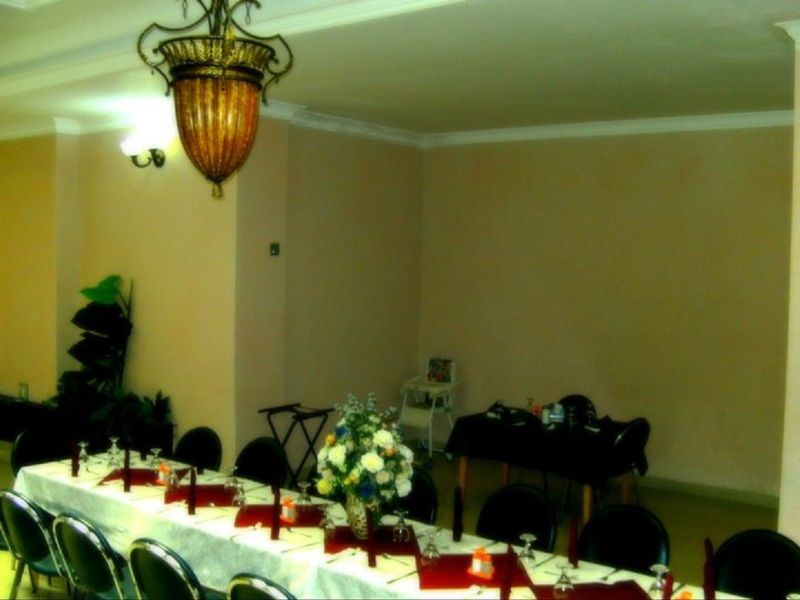 Meryland Hotel Колон Екстер'єр фото