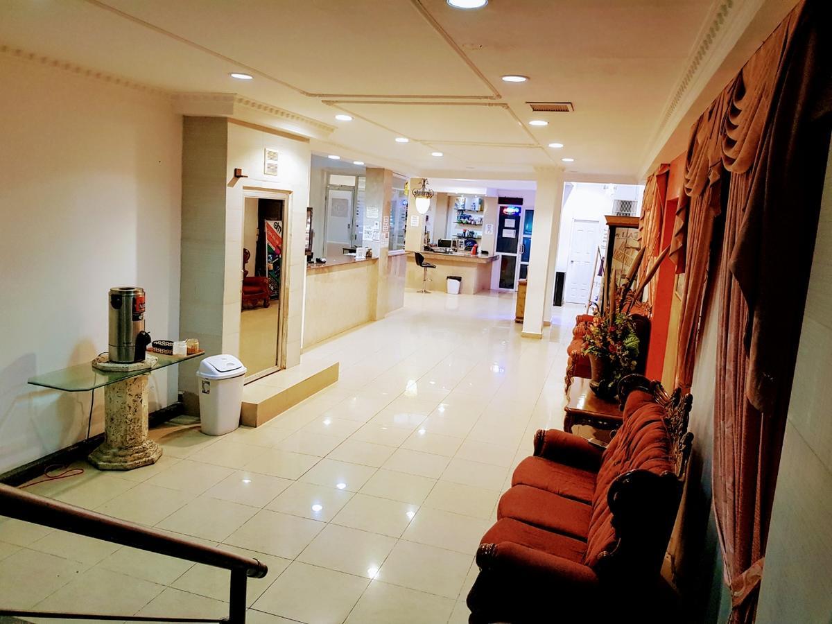 Meryland Hotel Колон Екстер'єр фото